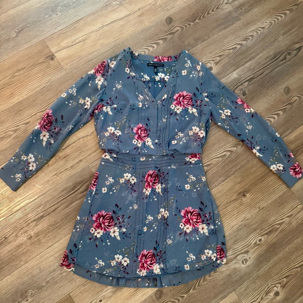 White House Black Market Blue Floral Dress
